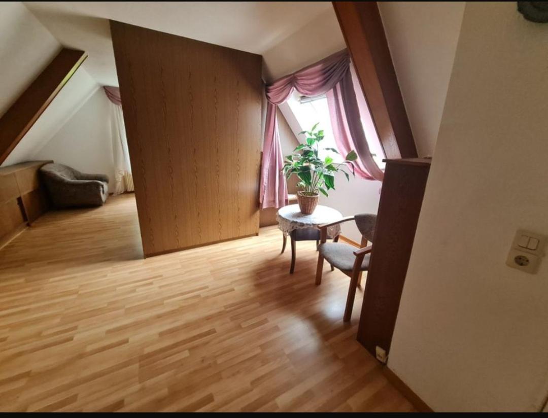 Отель Pension Zur Harburg Услар Экстерьер фото